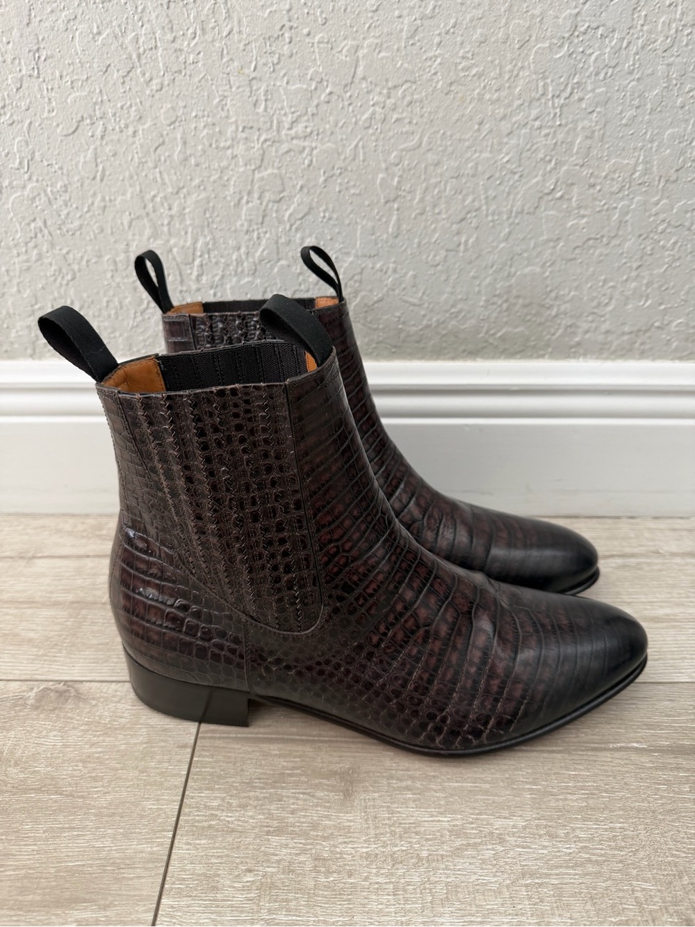 Men's Croc-Embossed Chelsea Boots in Dark Brown men 11.5